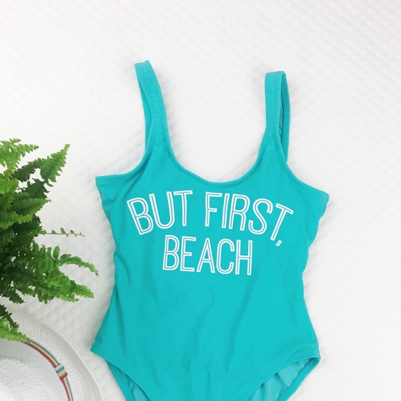 Swimsuit - Picture 2 of 8